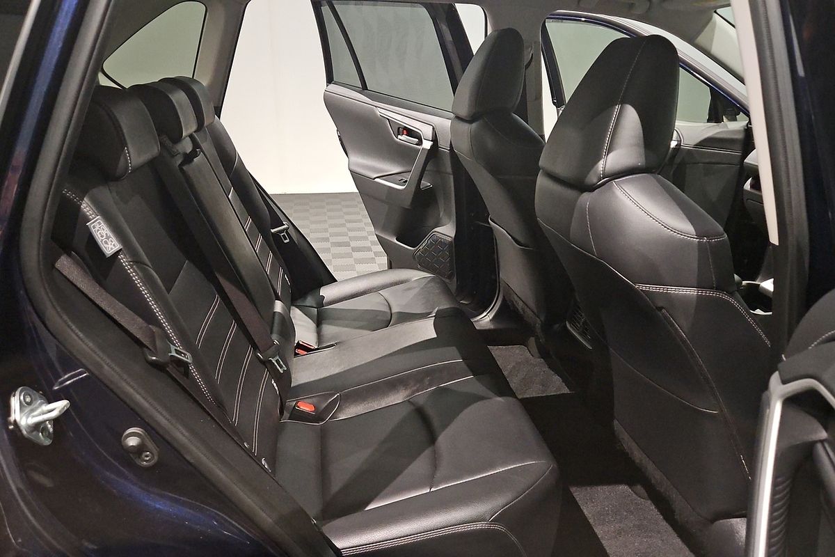 2019 Toyota RAV4 Cruiser AXAH52R