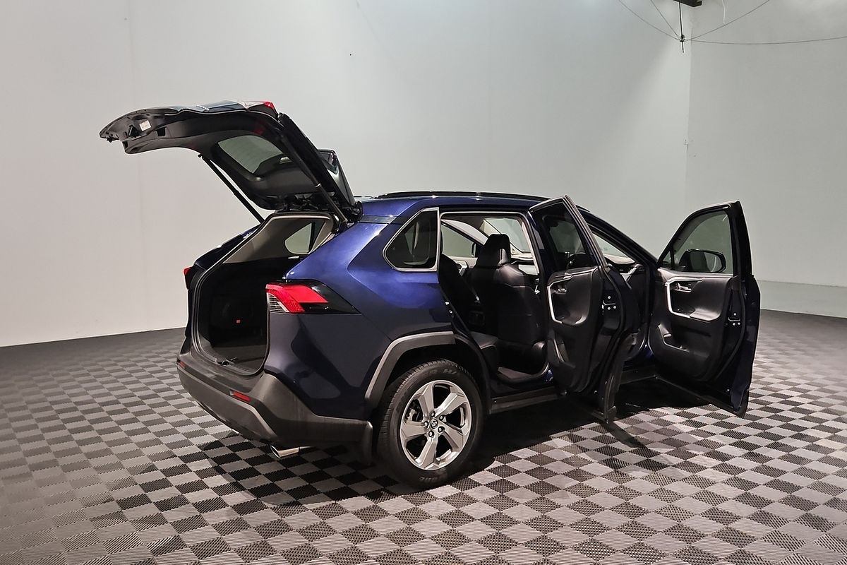 2019 Toyota RAV4 Cruiser AXAH52R