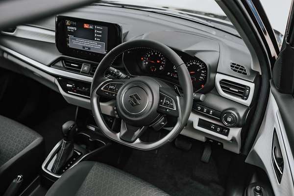 2024 Suzuki Swift Hybrid GLX UZ