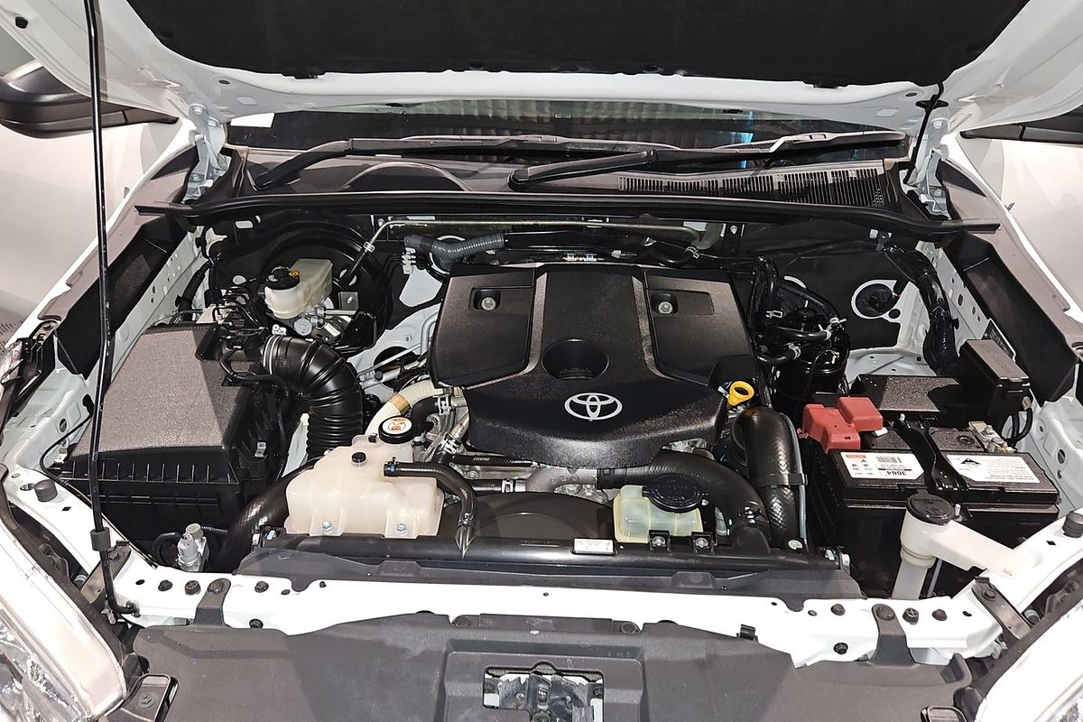 2019 Toyota Hilux SR GUN126R 4X4