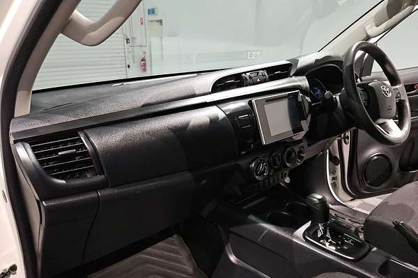 2019 Toyota Hilux SR GUN126R 4X4