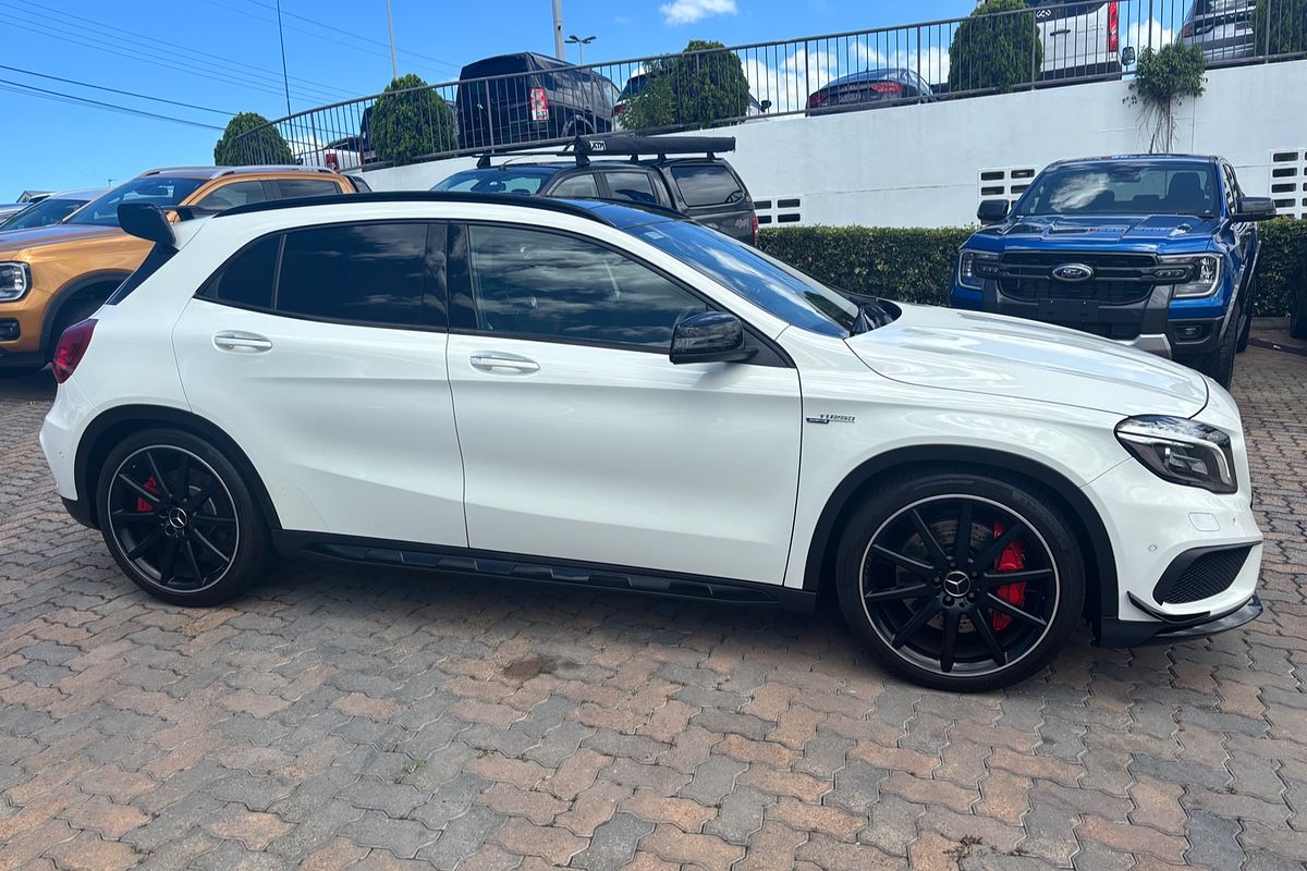 2015 Mercedes-Benz GLA-Class GLA45 AMG X156