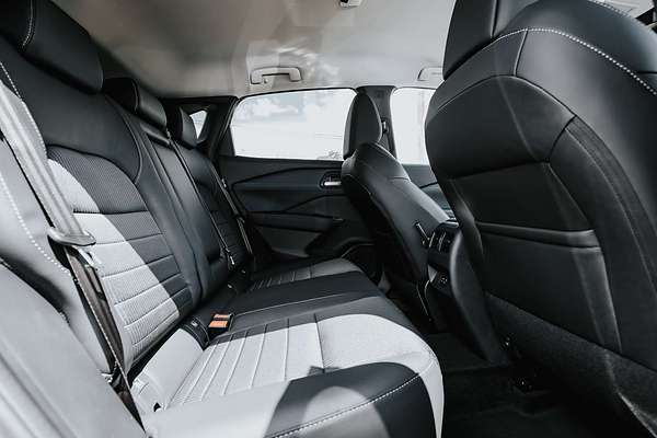 2024 Nissan QASHQAI ST-L J12