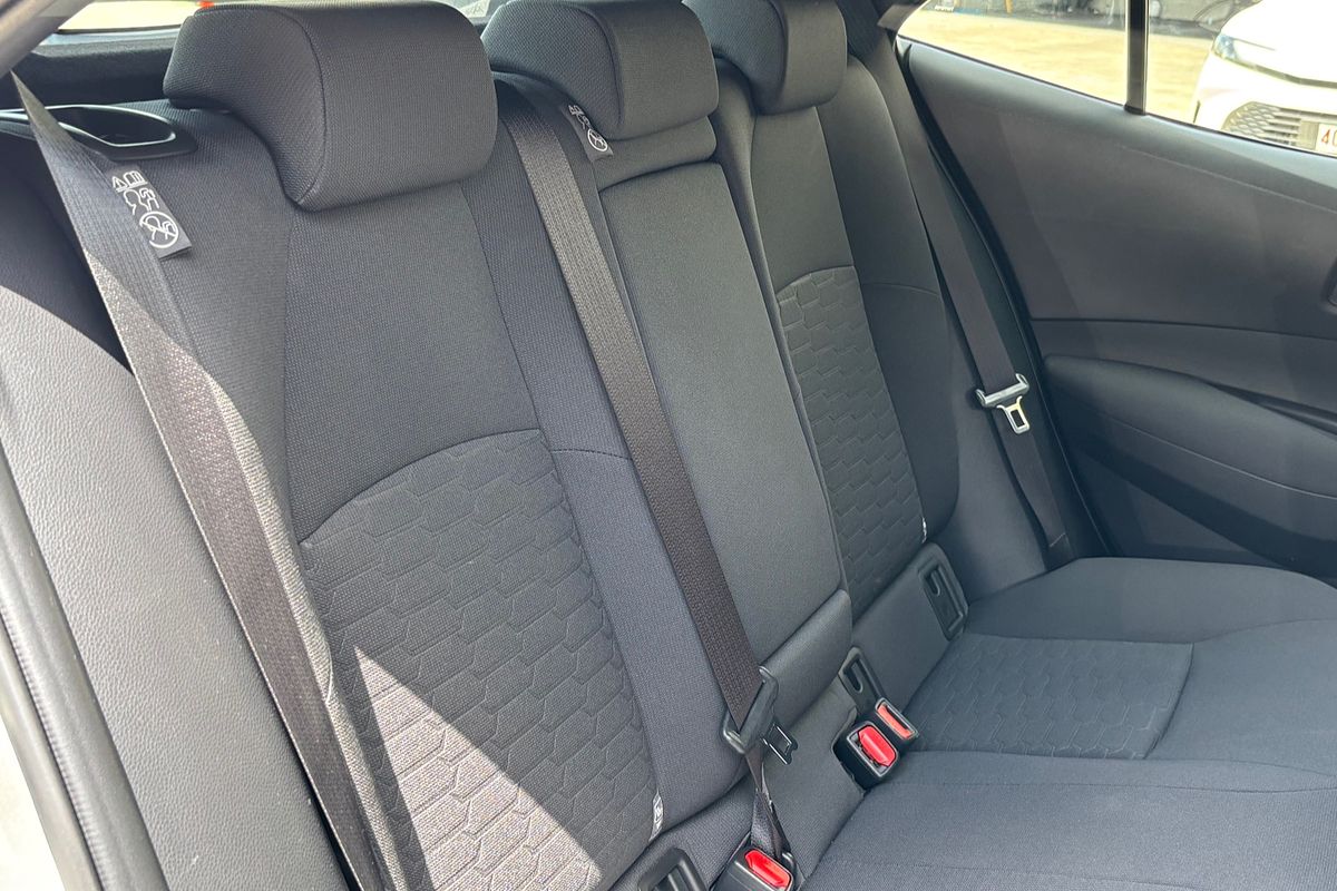 2024 Toyota Corolla Ascent Sport Hybrid ZWE219R