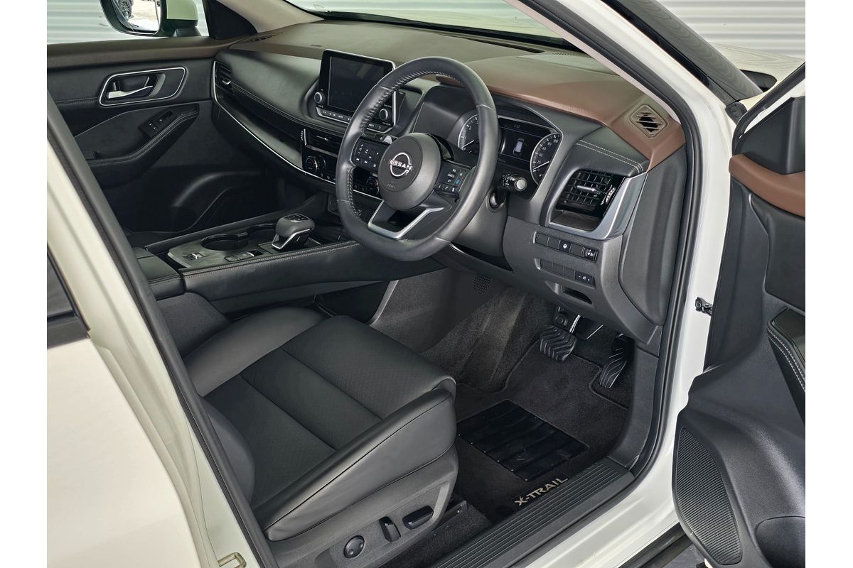 2023 Nissan X-TRAIL ST-L T33