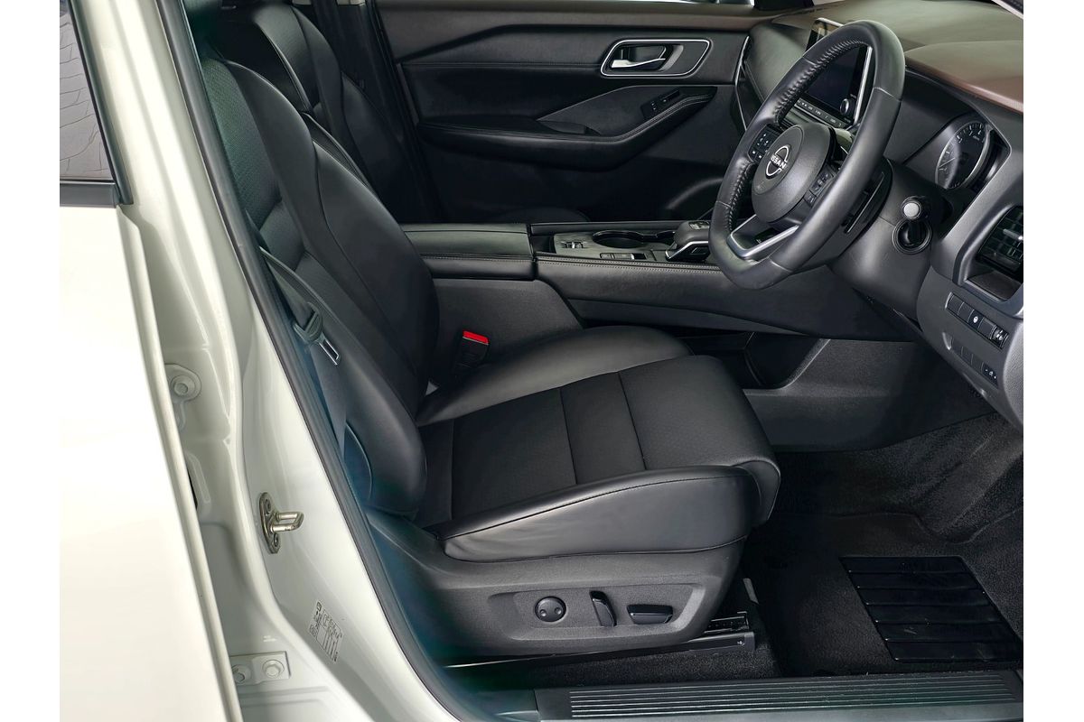 2023 Nissan X-TRAIL ST-L T33