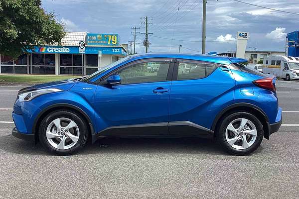 2017 Toyota C-HR NGX50R
