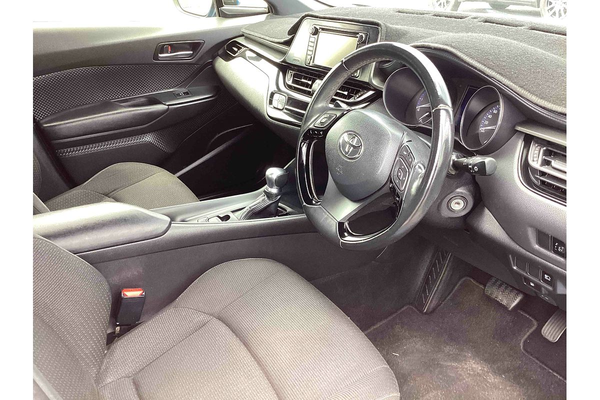 2017 Toyota C-HR NGX50R