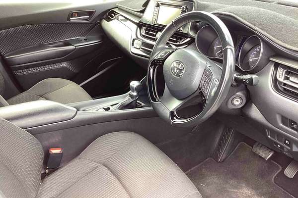 2017 Toyota C-HR NGX50R