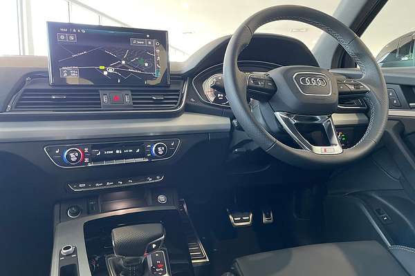 2024 Audi Q5 45 TFSI S Line FY