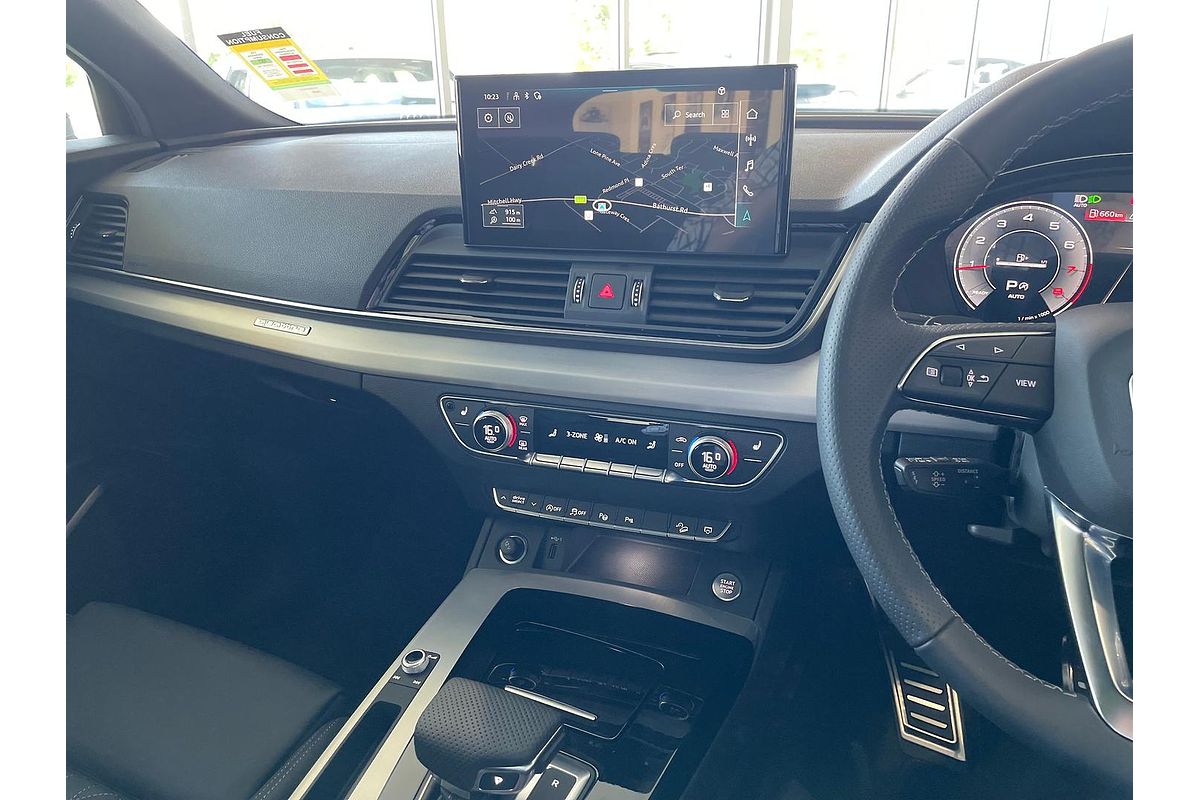 2024 Audi Q5 45 TFSI S Line FY