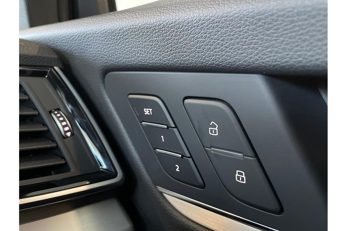 2024 Audi Q5 45 TFSI S Line FY