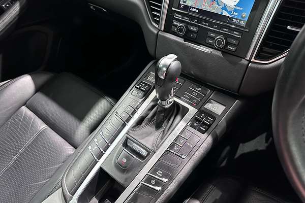 2015 Porsche Macan S 95B