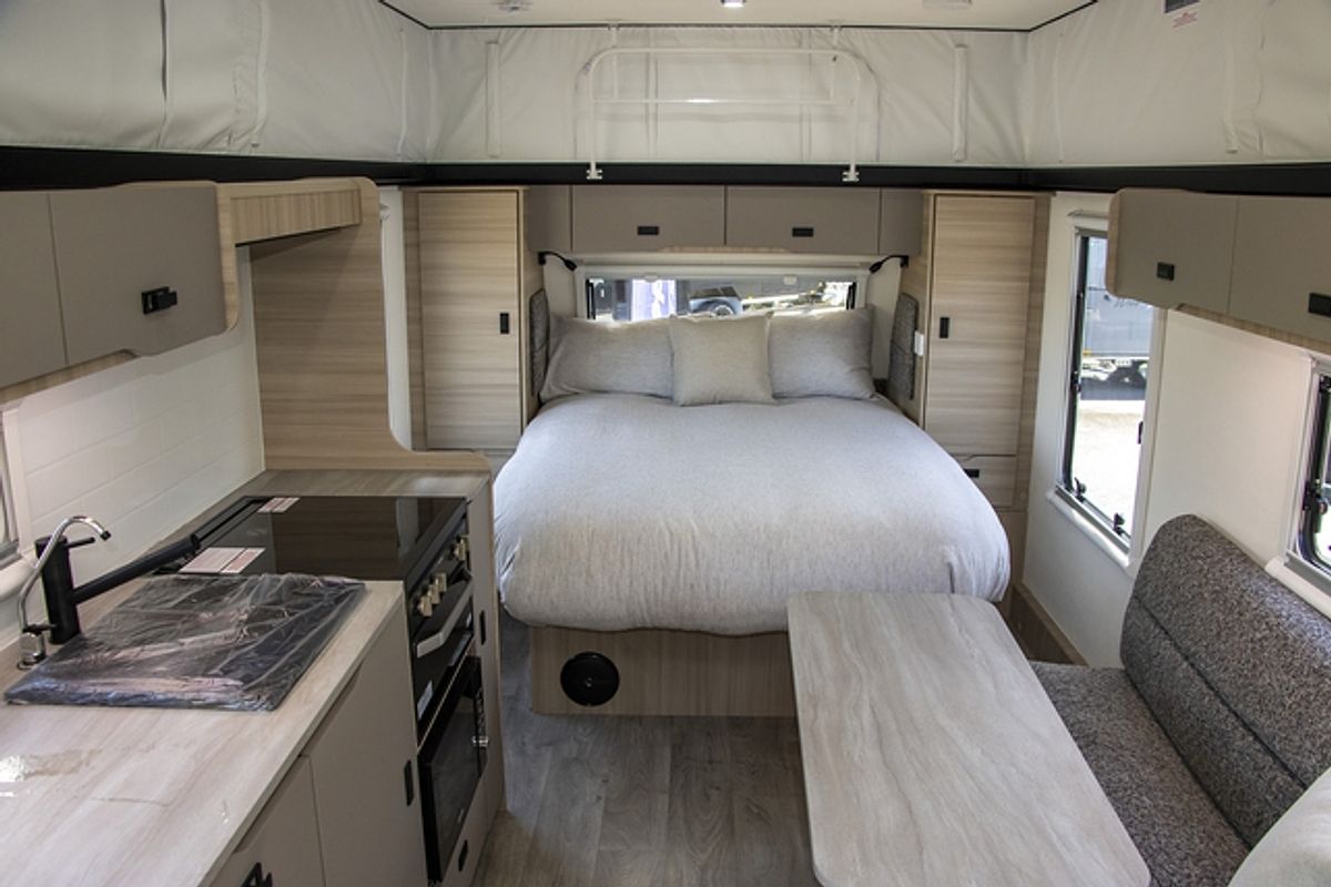 2024 Jayco DISCOVERY POPTOP 17.55-8.OB.DY-MY25