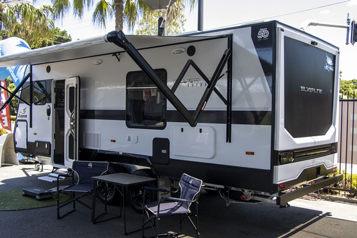 2024 Jayco SILVERLINE CARAVAN 21.65-3.OB.SL-MY25