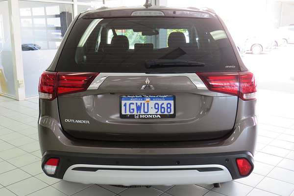 2019 Mitsubishi Outlander ES ZL