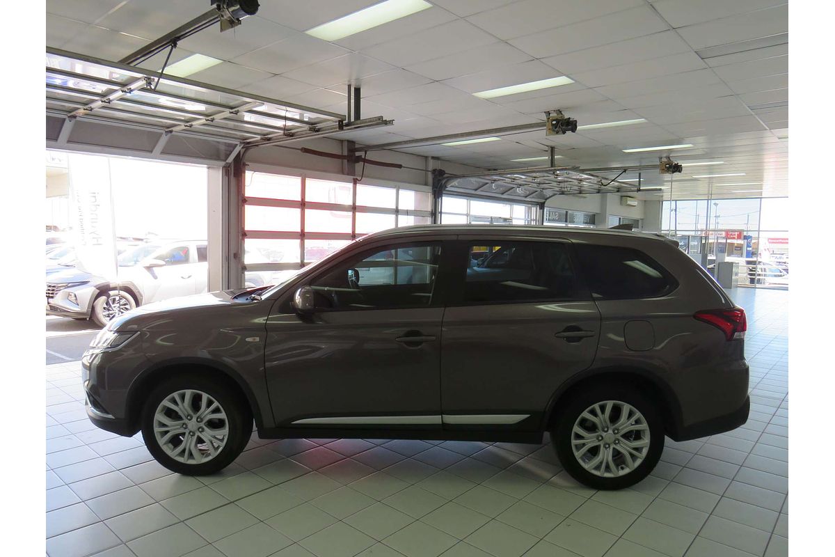 2019 Mitsubishi Outlander ES ZL