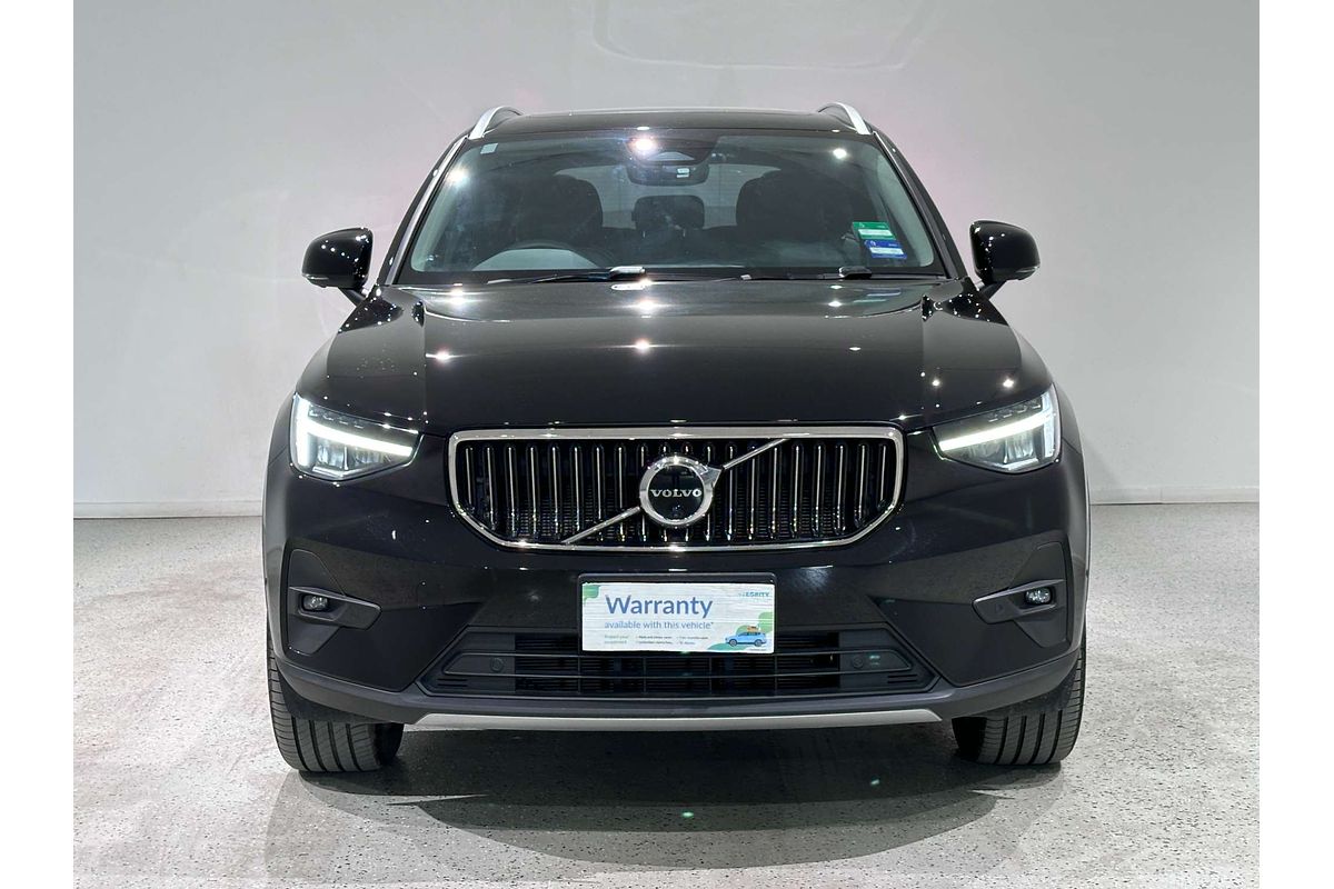 2022 Volvo XC40 Ultimate B4 Bright