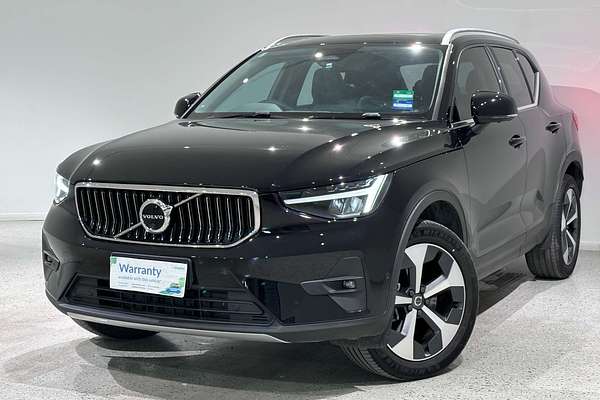 2022 Volvo XC40 Ultimate B4 Bright