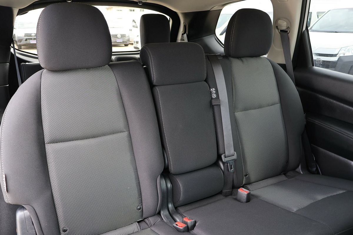 2020 Nissan Pathfinder ST R52 Series III