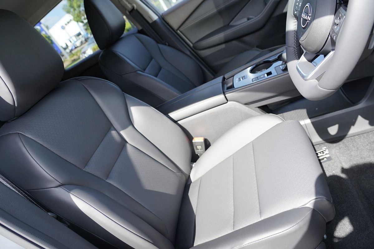 2024 Nissan X-TRAIL ST-L T33