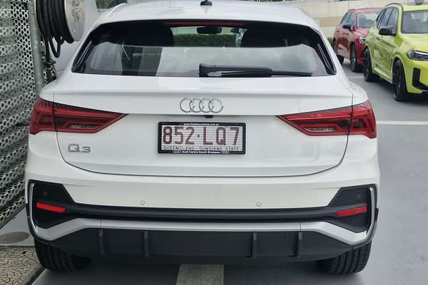 2024 Audi Q3 35 TFSI S Line F3