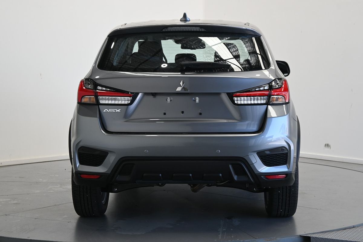 2025 Mitsubishi ASX ES XD