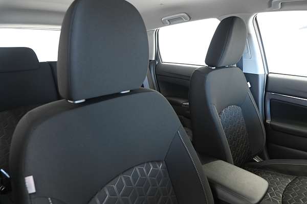 2024 Mitsubishi ASX ES XD