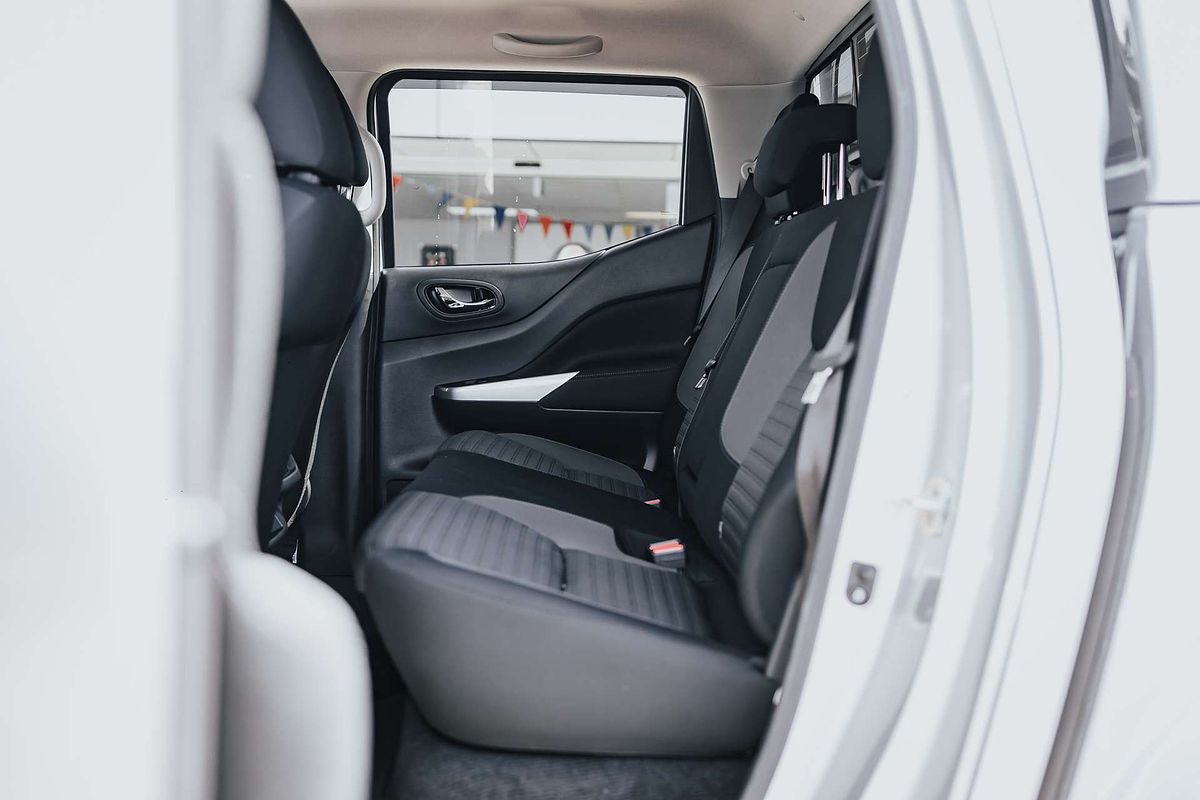 2024 Nissan Navara ST-X D23 4X4