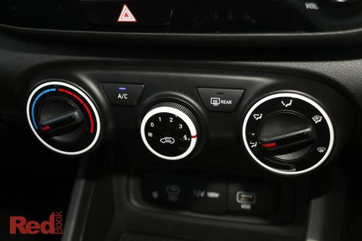 2025 Hyundai Venue Active QX.V5