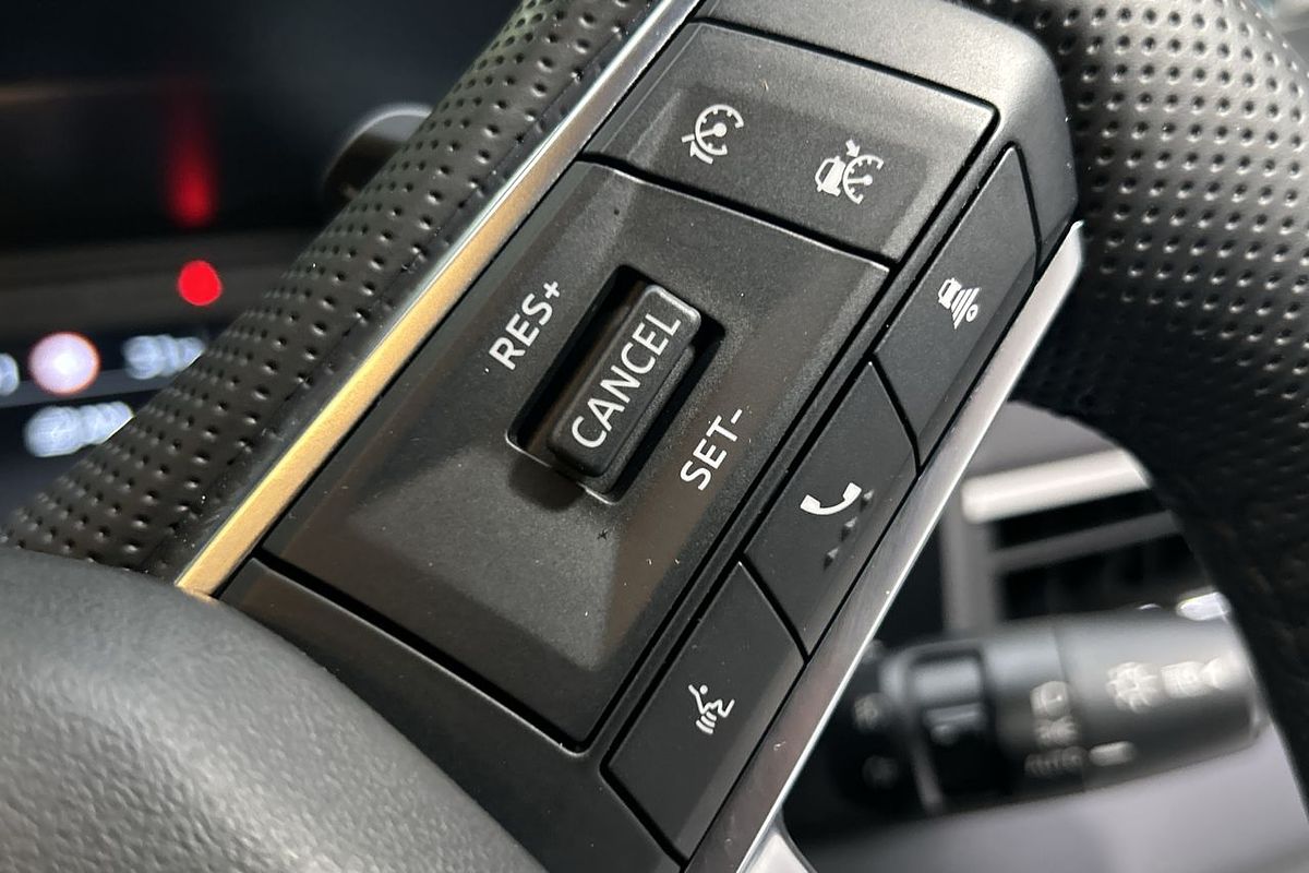 2023 Mitsubishi Outlander LS ZM