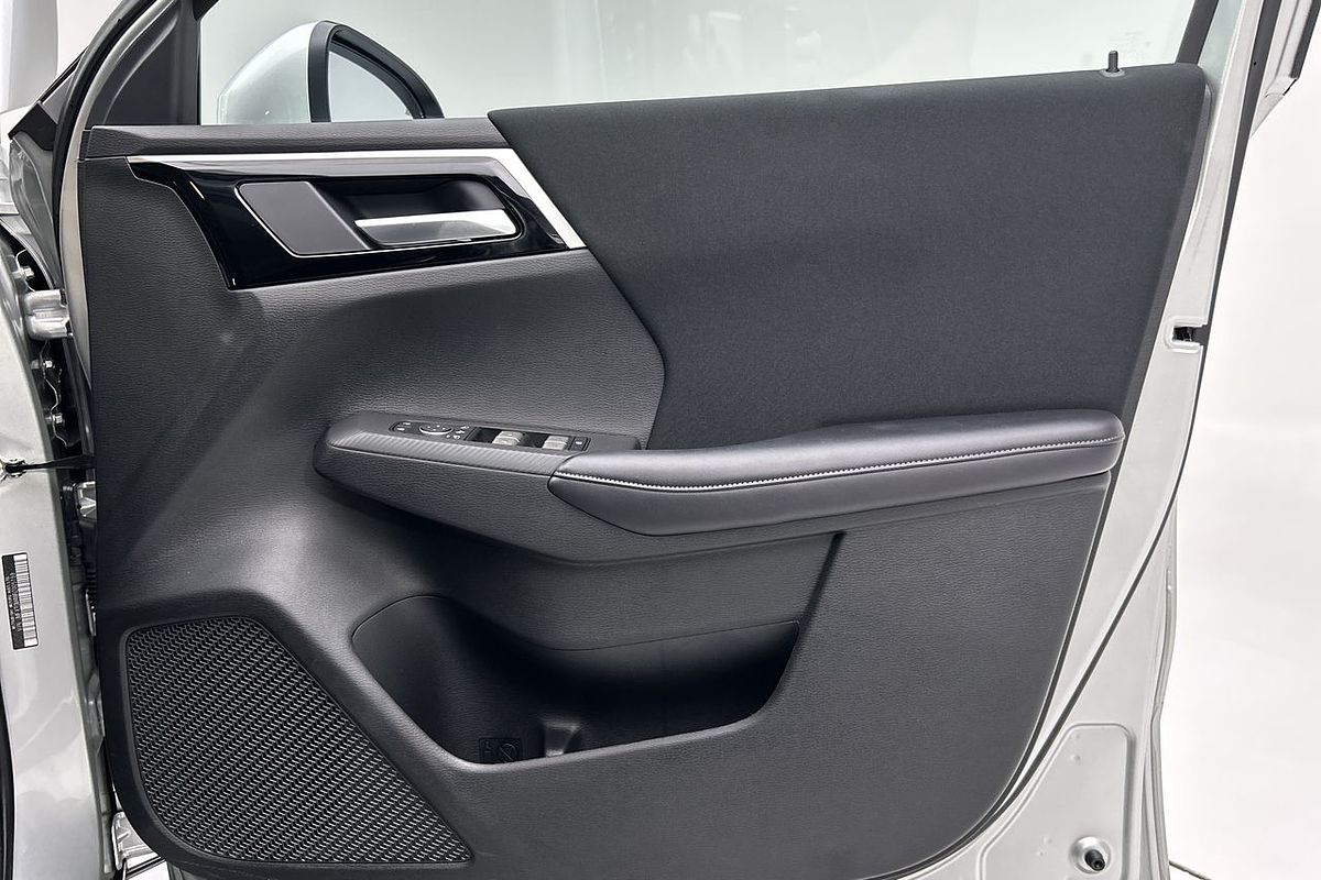 2023 Mitsubishi Outlander LS ZM
