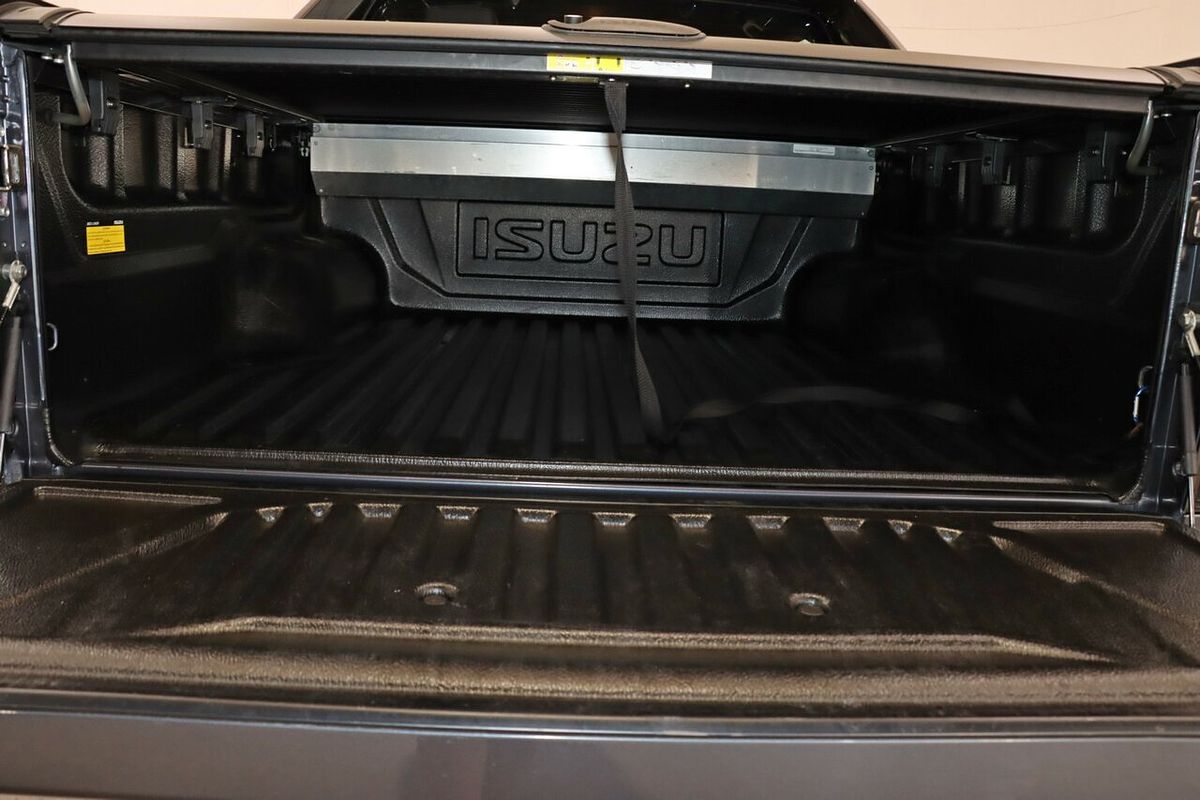2023 Isuzu D-MAX X-TERRAIN 4X4