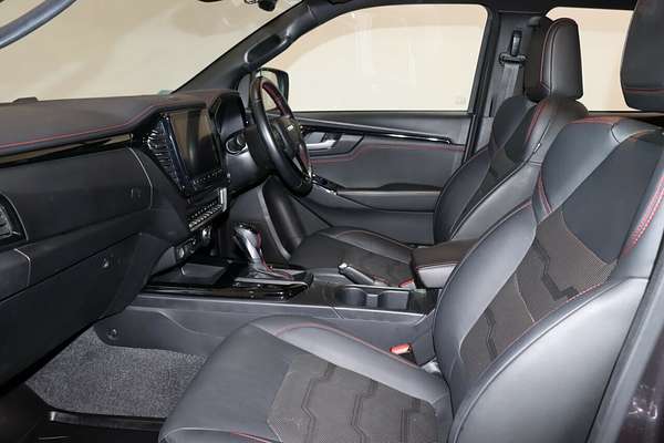 2023 Isuzu D-MAX X-TERRAIN 4X4