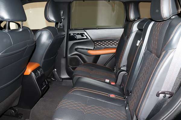 2022 Mitsubishi Outlander Exceed Tourer ZM