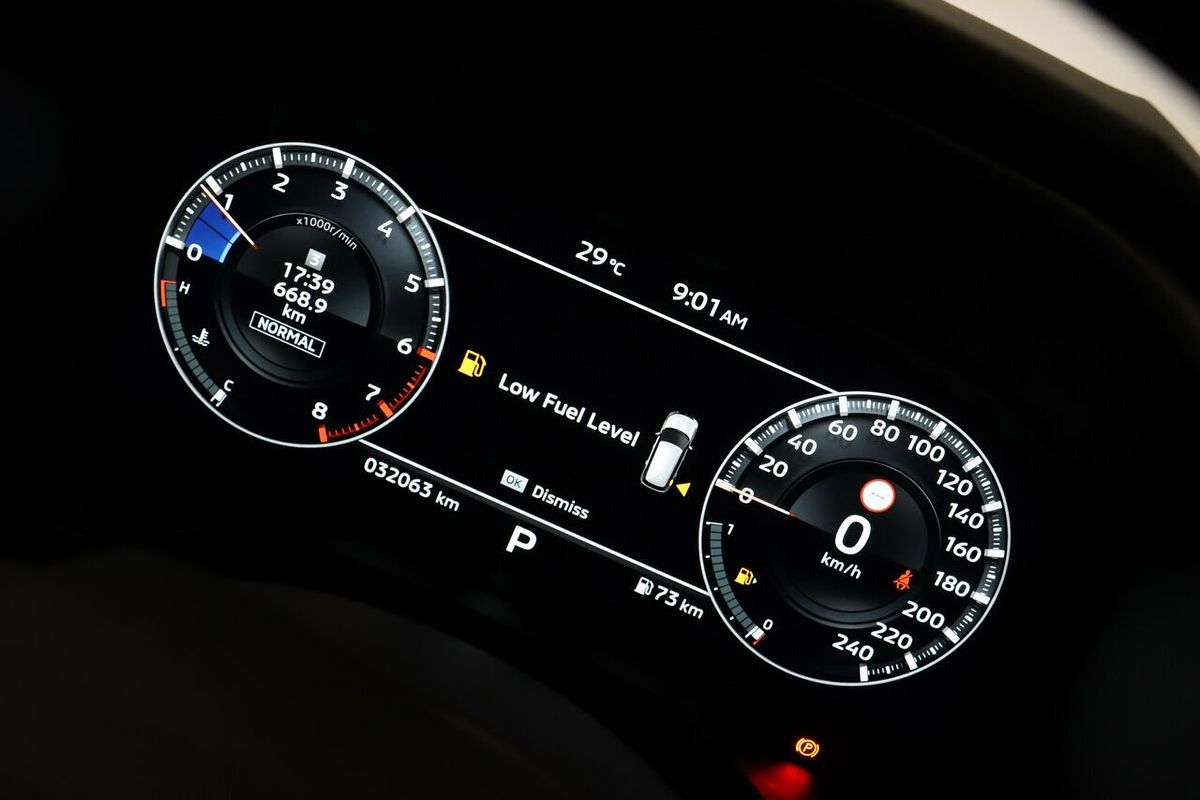 2022 Mitsubishi Outlander Exceed Tourer ZM