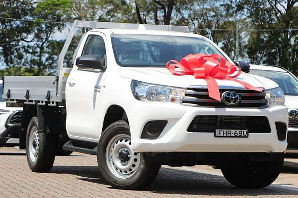 2024 Toyota Hilux SR GUN126R 4X4