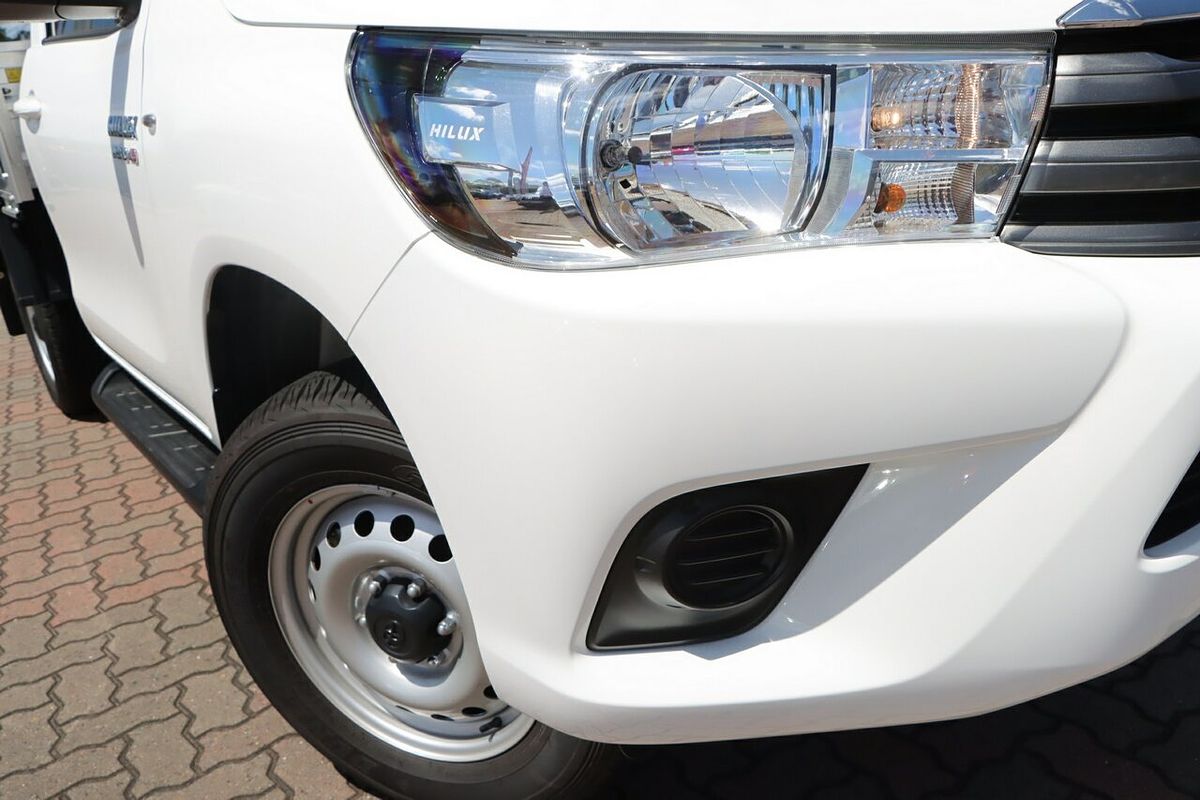 2024 Toyota Hilux SR GUN126R 4X4