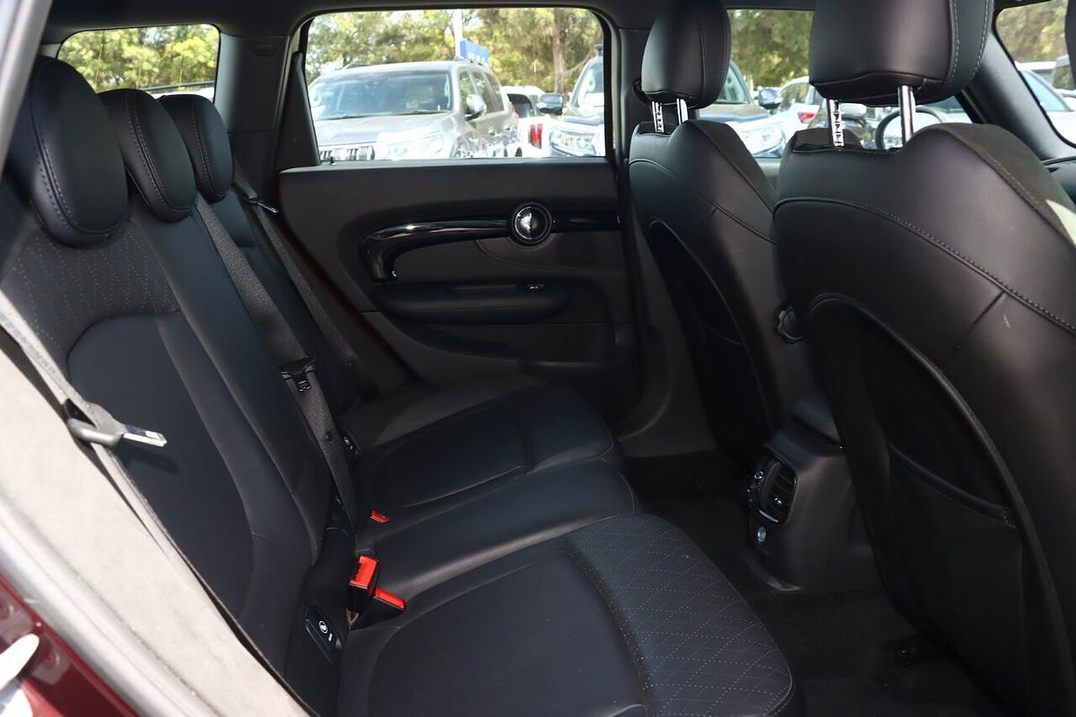 2018 MINI Clubman Cooper F54