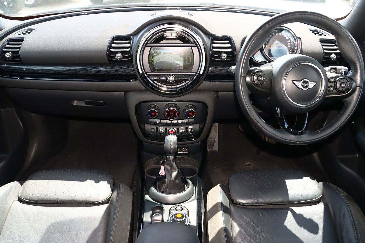 2018 MINI Clubman Cooper F54