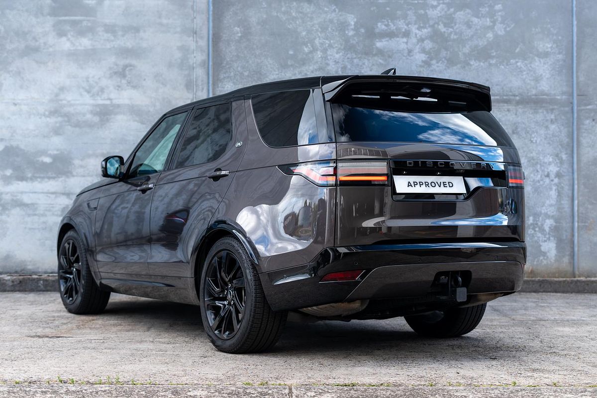 2023 Land Rover Discovery D300 Dynamic HSE Series 5