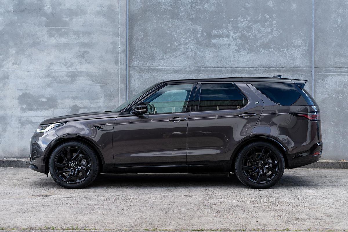 2023 Land Rover Discovery D300 Dynamic HSE Series 5