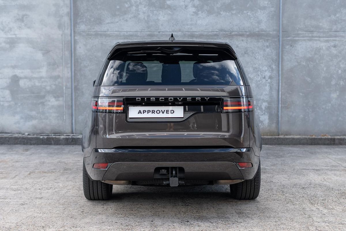 2023 Land Rover Discovery D300 Dynamic HSE Series 5