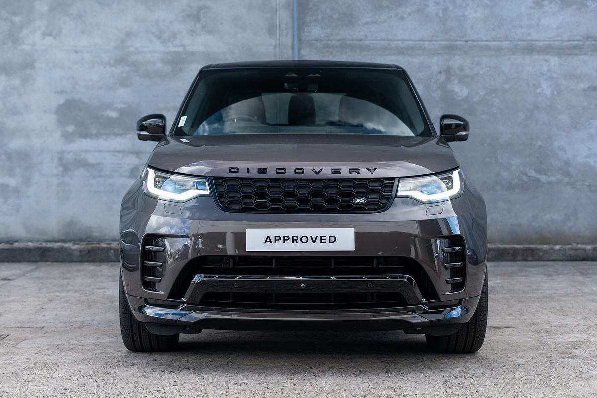 2023 Land Rover Discovery D300 Dynamic HSE Series 5