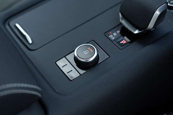 2023 Land Rover Discovery D300 Dynamic HSE Series 5