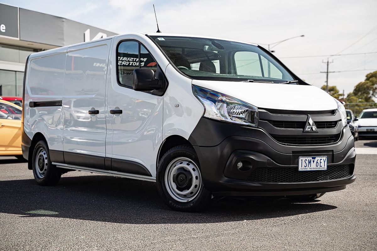 2020 Mitsubishi Express GLX SN LWB