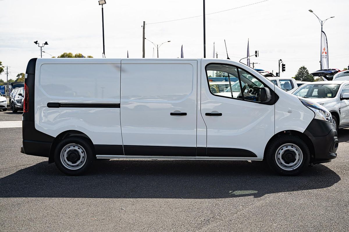 2020 Mitsubishi Express GLX SN LWB