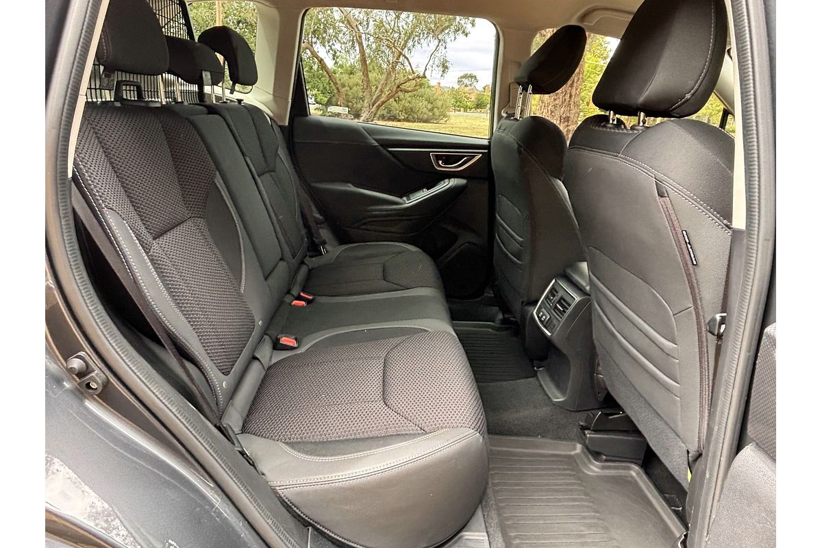 2023 Subaru Forester Hybrid L S5