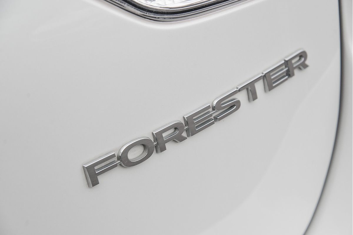 2020 Subaru Forester 2.5i Premium S5
