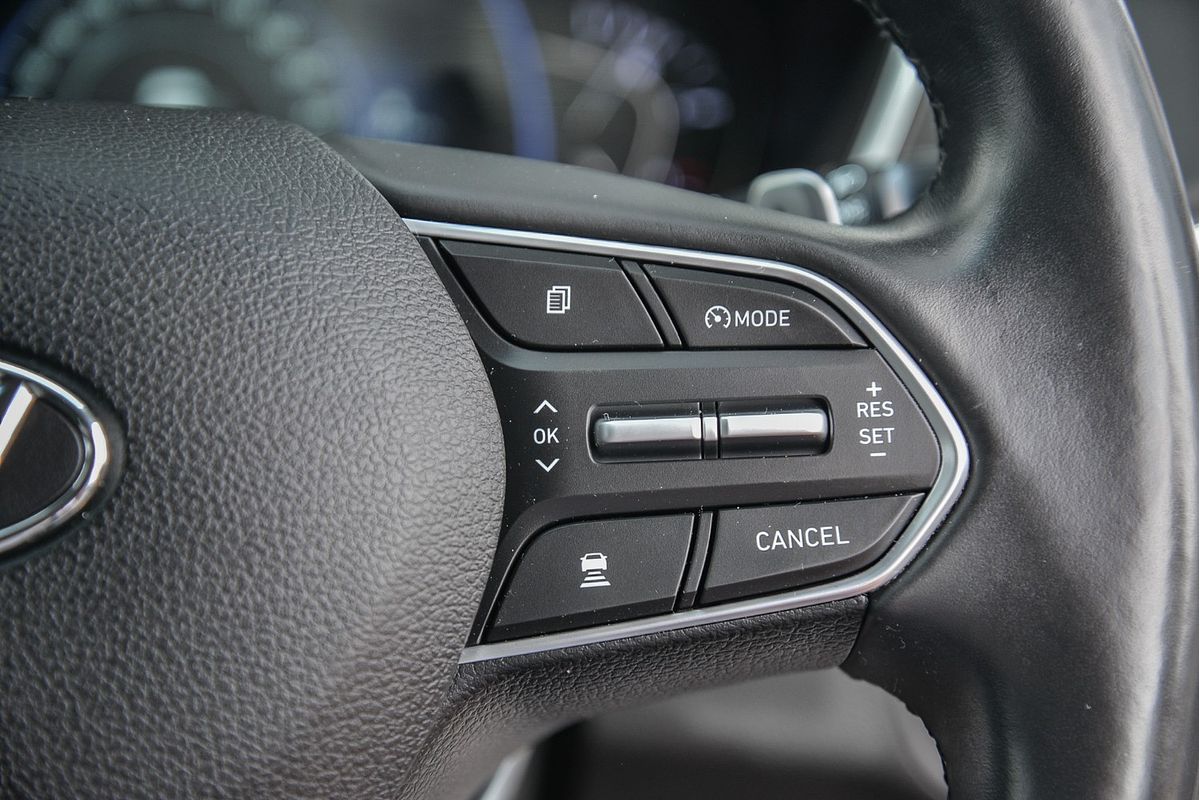 2020 Hyundai Santa Fe Highlander TM.2